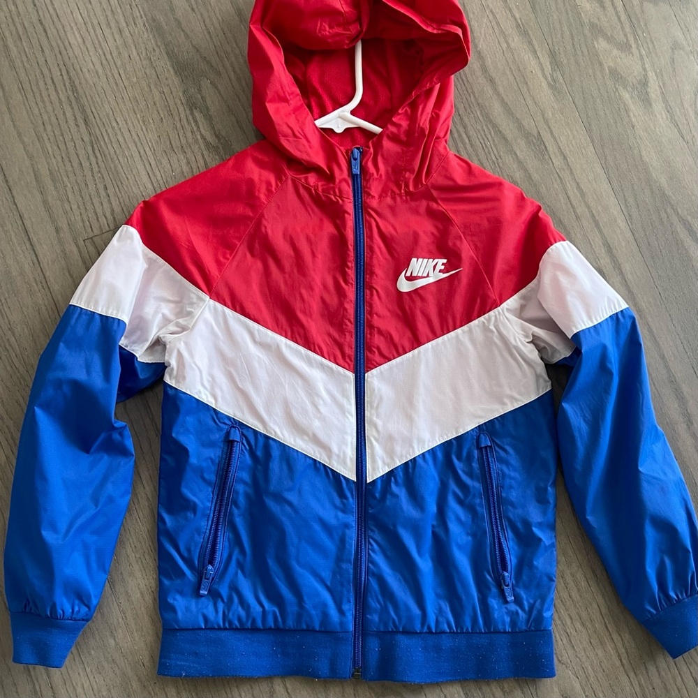 EUC NIKE WINDBREAKER KIDS SIZE MEDIUM